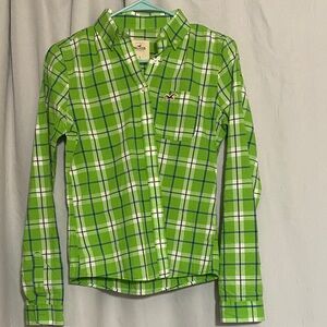 Hollister youth size, small / boys size 18, long sleeve button up plaid shirt,